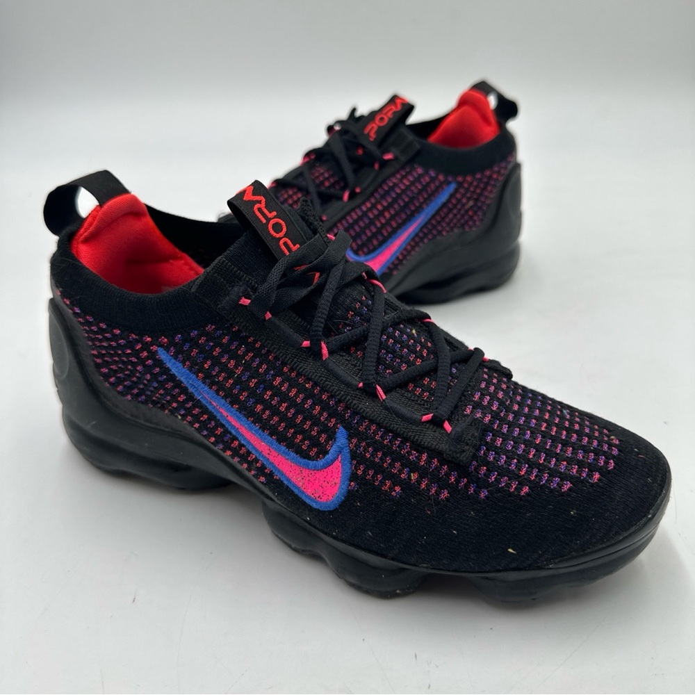 Nike Air VaporMax Flyknit Womens 7.5 Black Pink Running Shoes DX2355-001